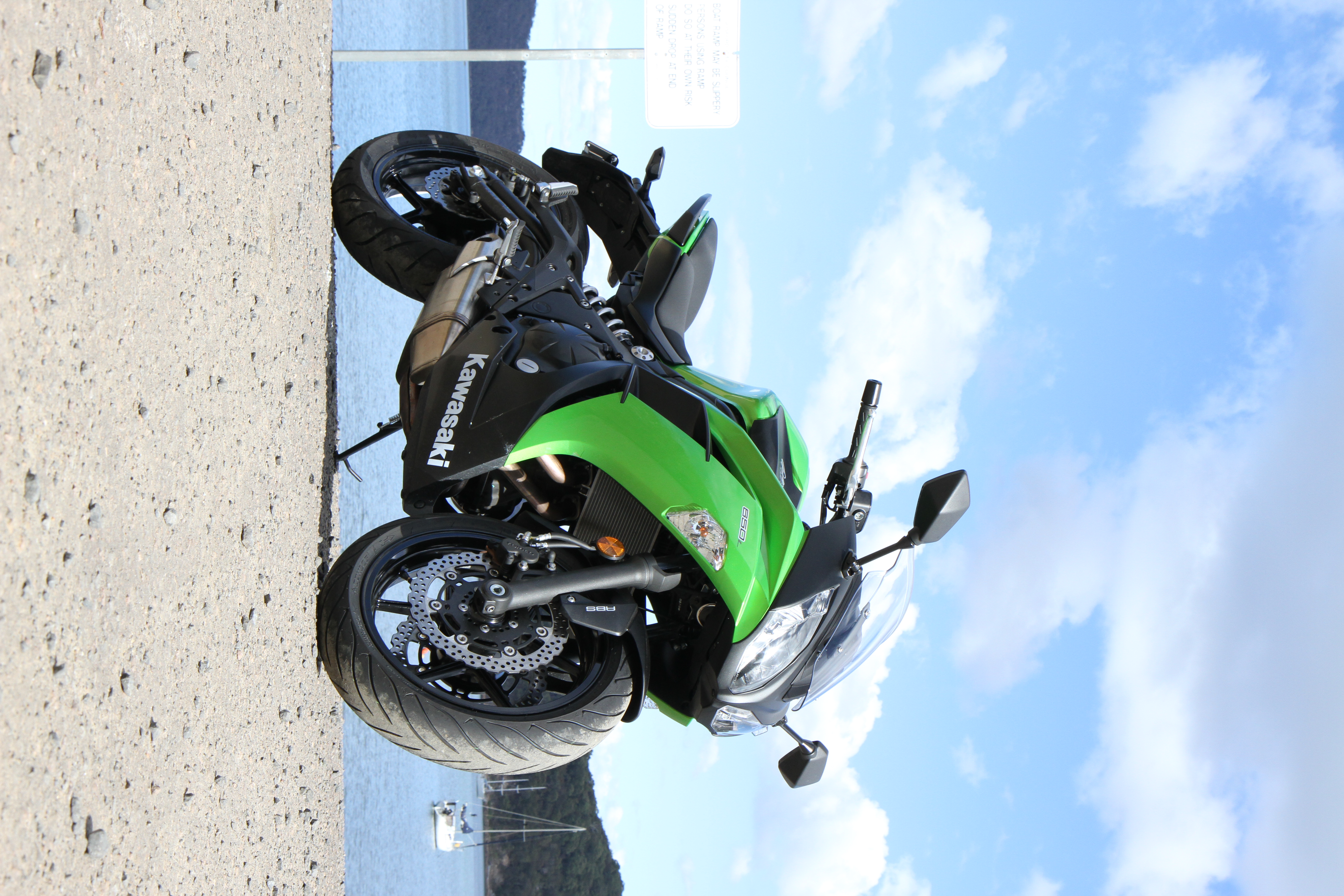 2013 Kawasaki Ninja 650L (LAMS) ABS - Moto.ZombDrive.COM