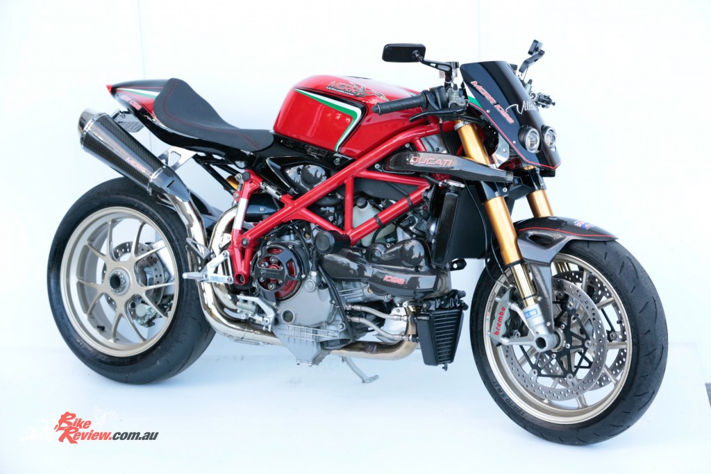 MC-RR-1098-Ducati-Custom-BikeReview-(5)