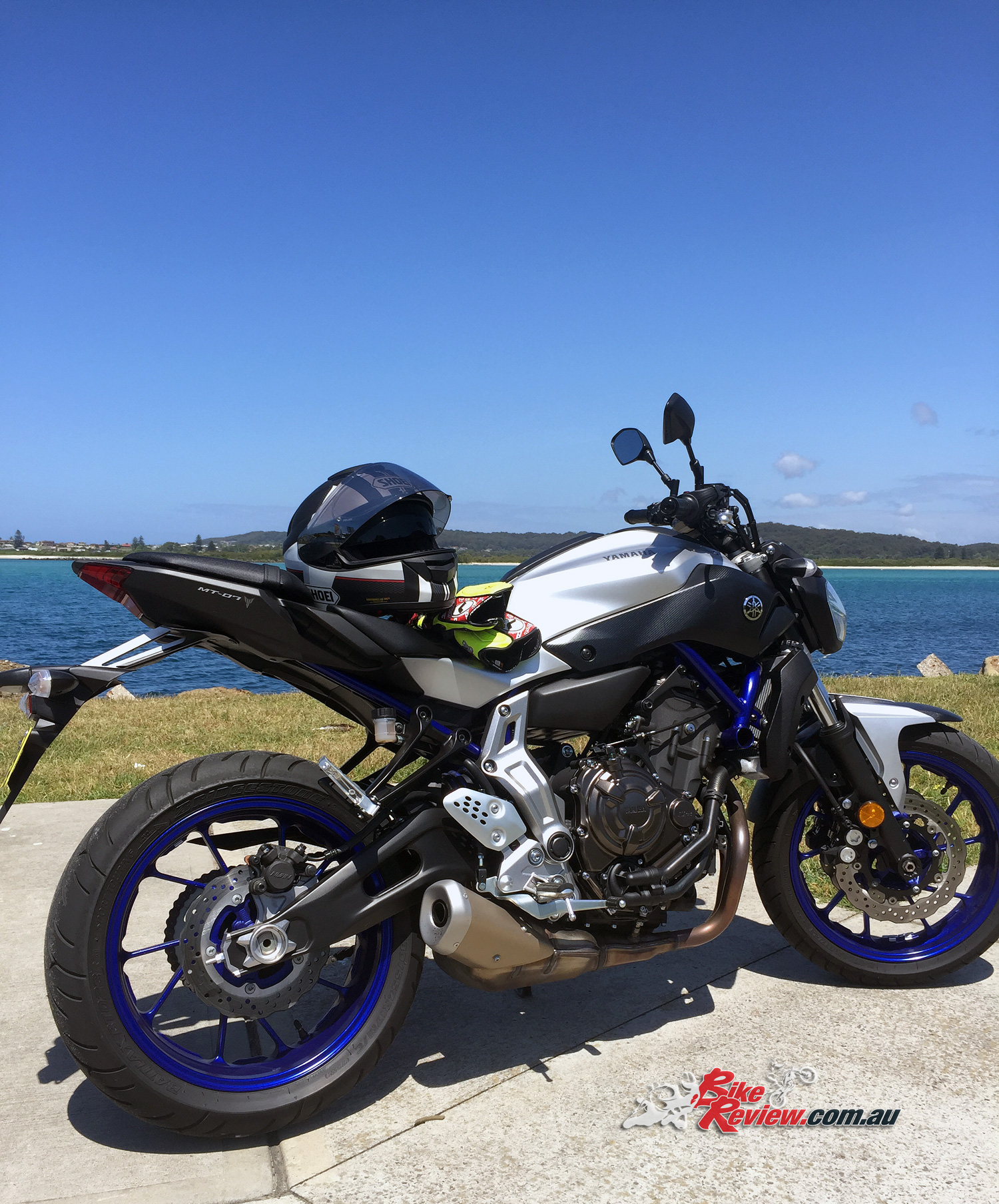 Review: 2016 Yamaha MT-07 HO - Bike Review