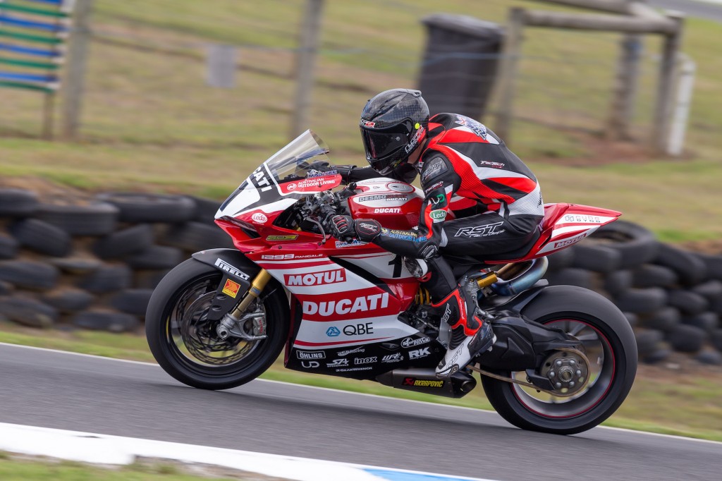 Mike Jones on the gas in second ASBK free practice