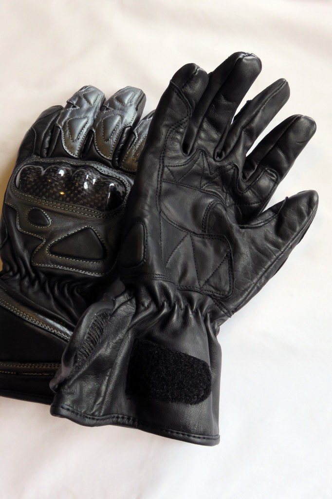 RNT-Leather-Motorcycle-Gloves-BikeReview-(7)