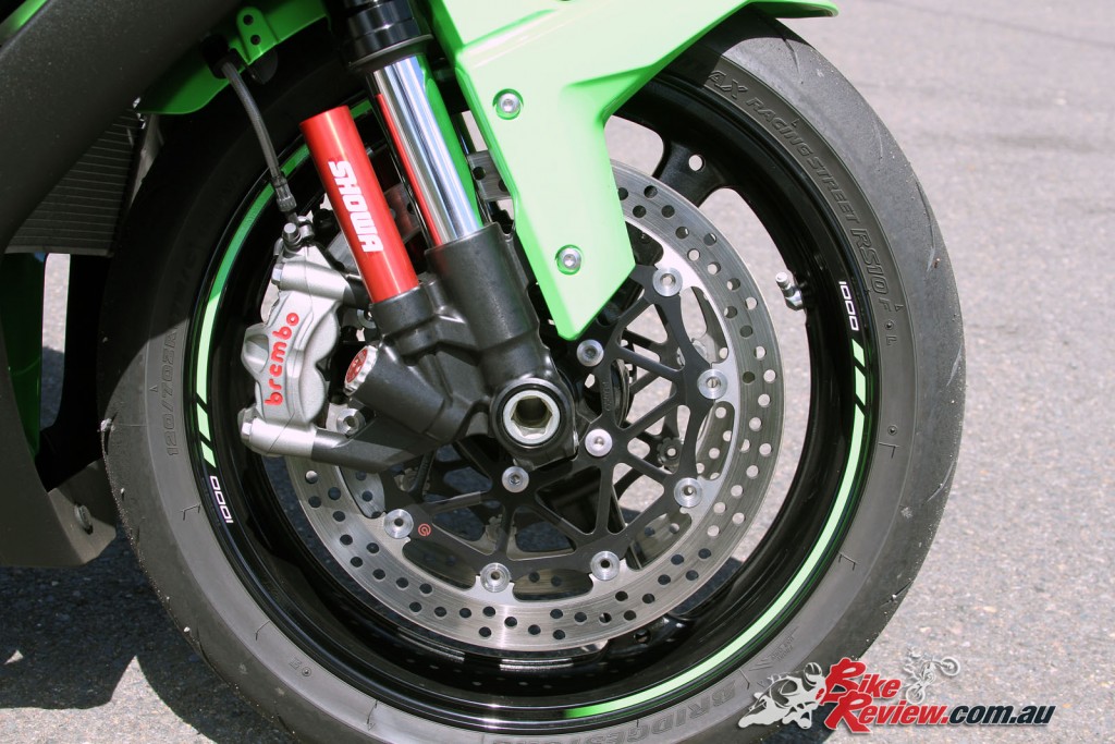 Bike Review Kawasaki Ninja ZX-10R 2016 Details (1)