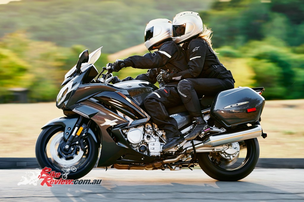 Bike Review Yamaha FJR1300 (16) copy