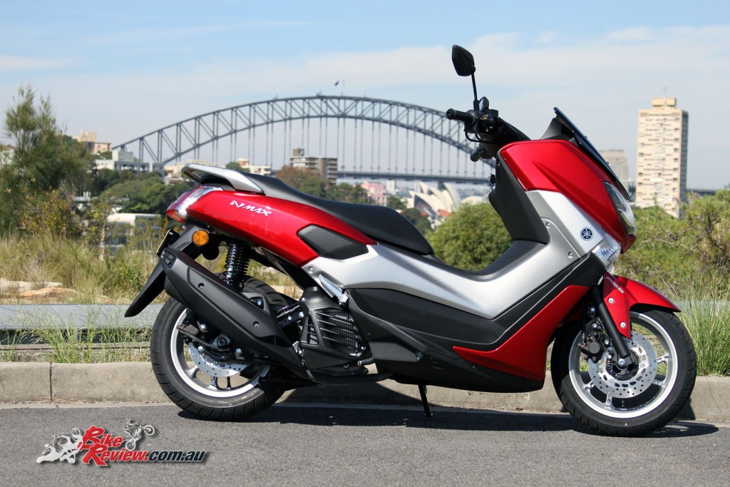 Yamaha NMAX 175 Static - Bike Review