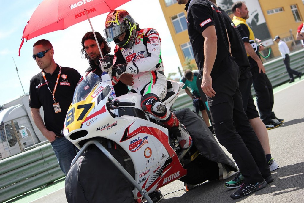 Remy Shows Podium Pace In European Moto2 Opener (2)