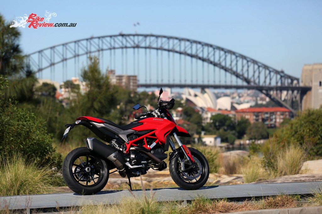 2016 Ducati Hypermotard 939 Static - Bike Review (3)