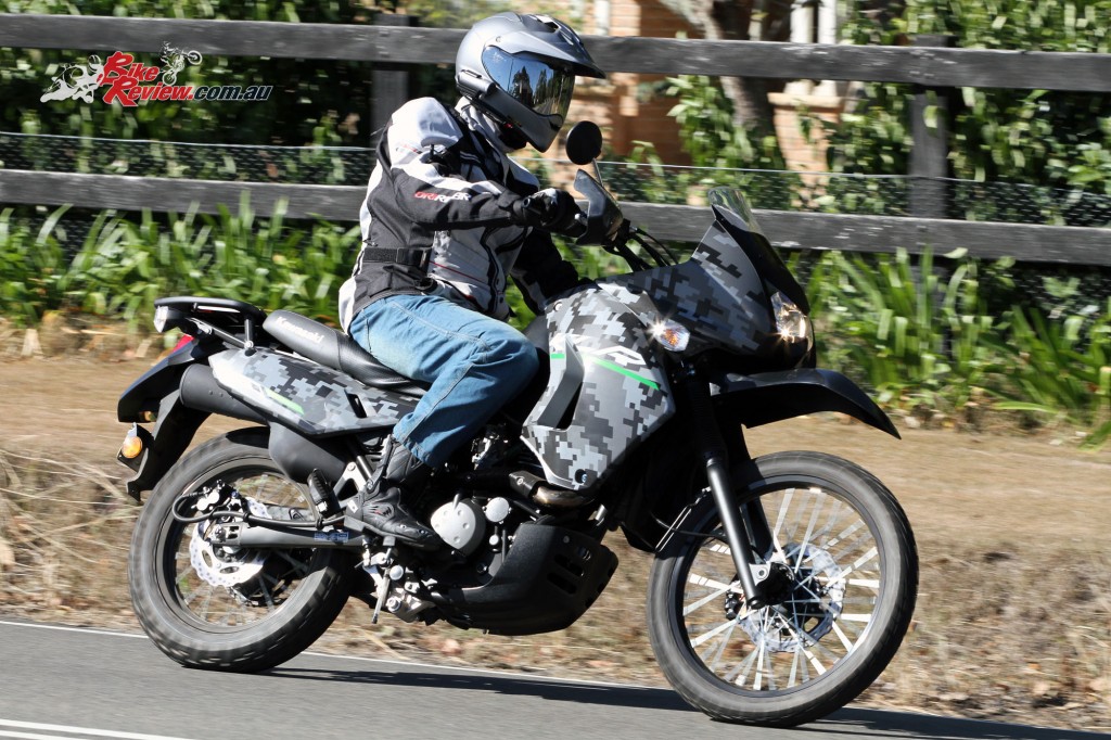 2016 Kawasaki KLR650 Bike Review Actions (3)