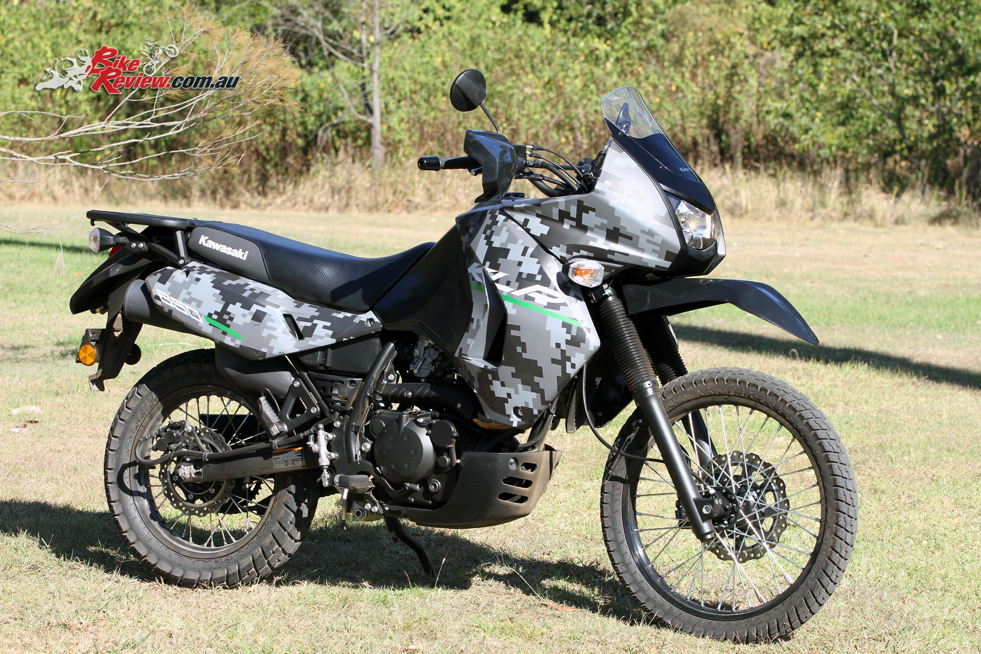 at styre absorberende At hoppe Review: 2016 Kawasaki KLR650 - Bike Review