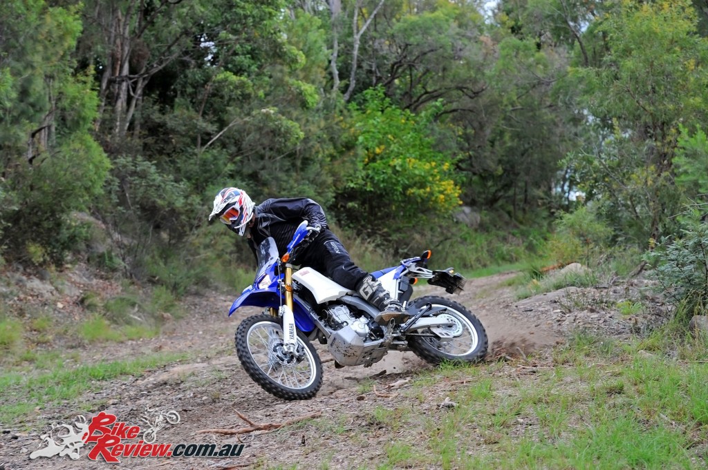 Bike Review 2016 Yamaha WR250R Actions (20)