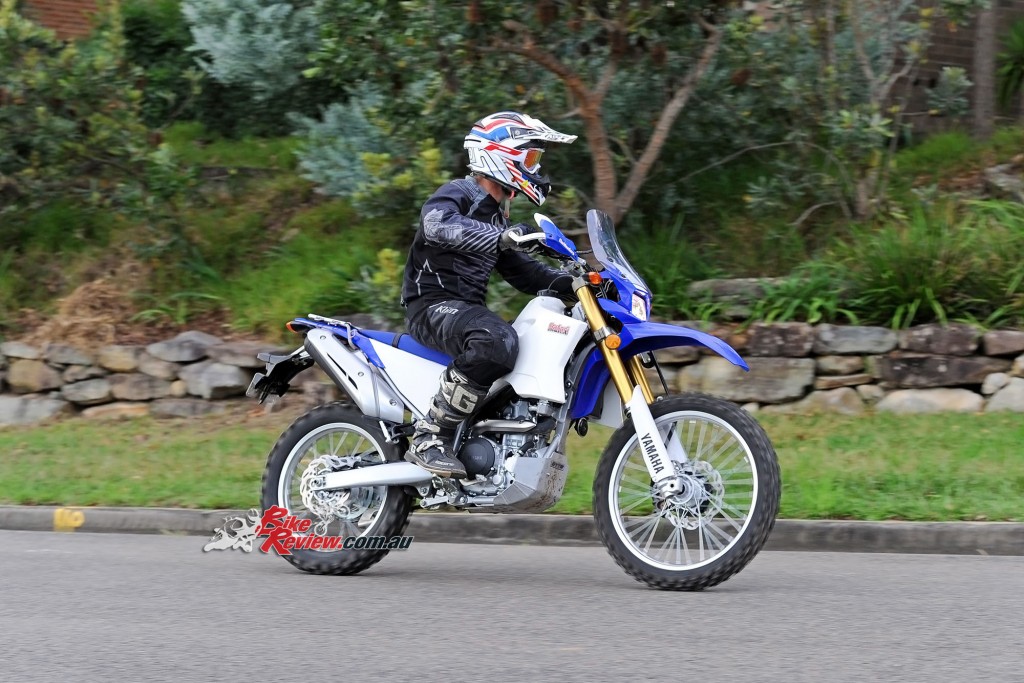 Bike Review 2016 Yamaha WR250R Actions (31)