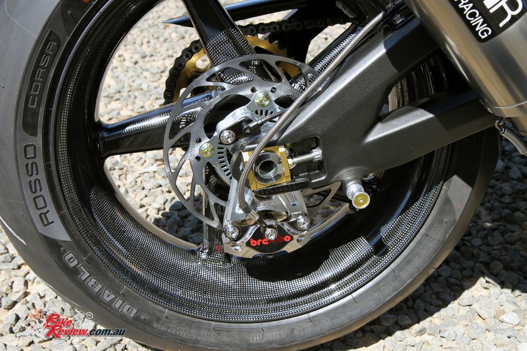 Bike Review Titanium Kawasaki ZX-10R Details (15)
