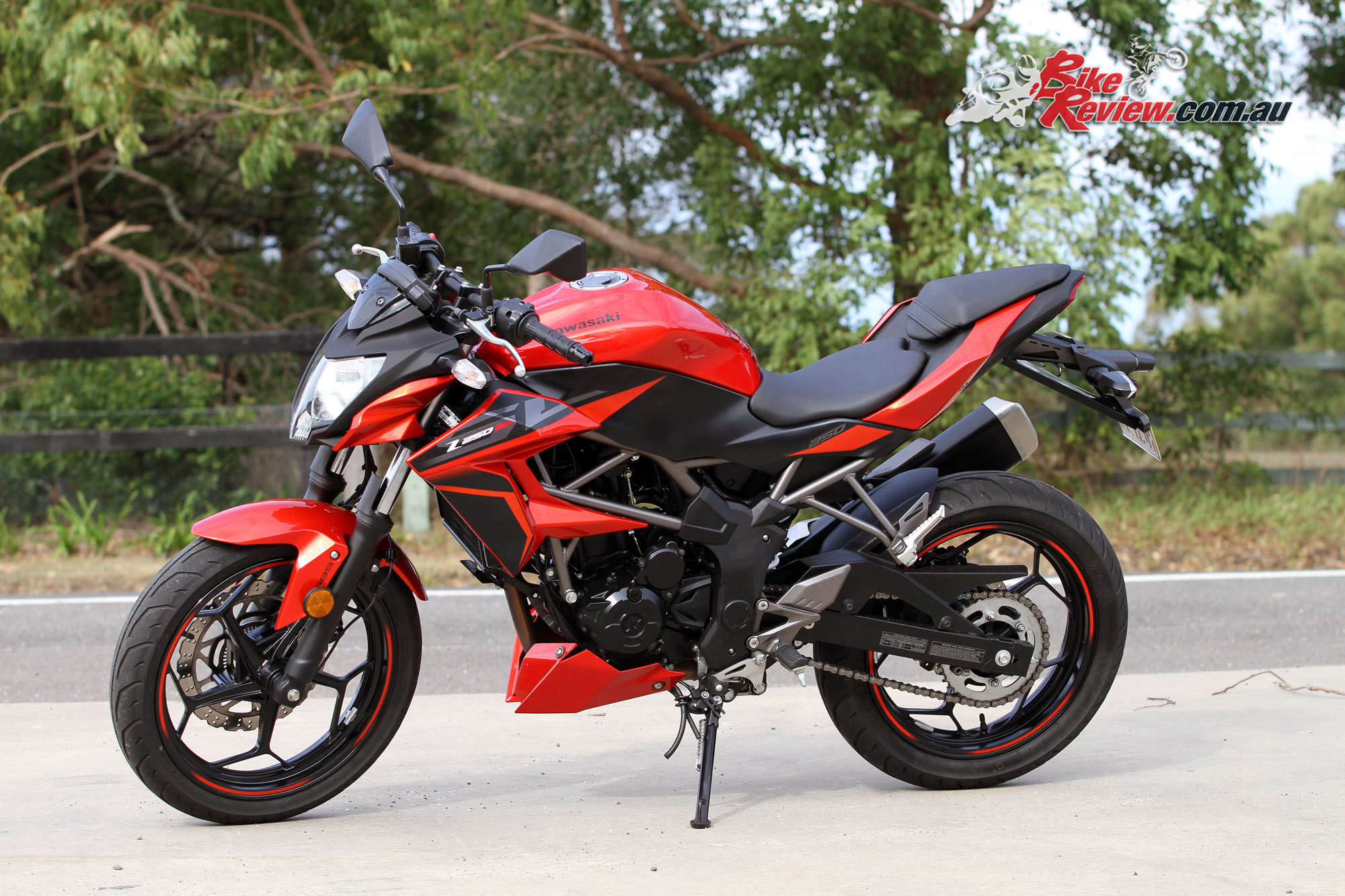 2016 Kawasaki Z250SL - Bike Review