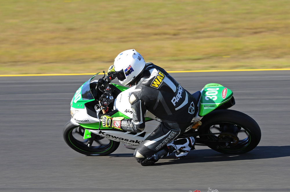 ninja 300 track