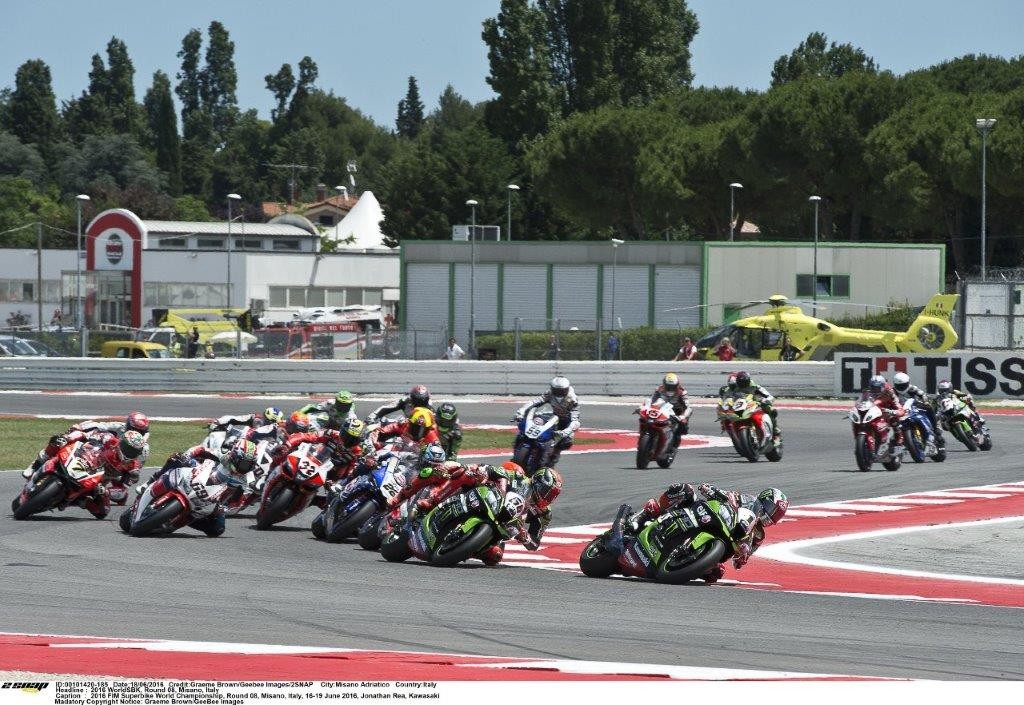 Rea and Sykes lead the field