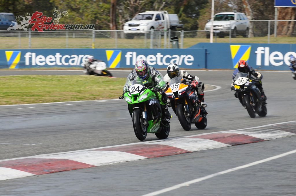 2016 WA State Titles Rnd 3 - Bike Review - SUPERBIKE ACTION RACE 1