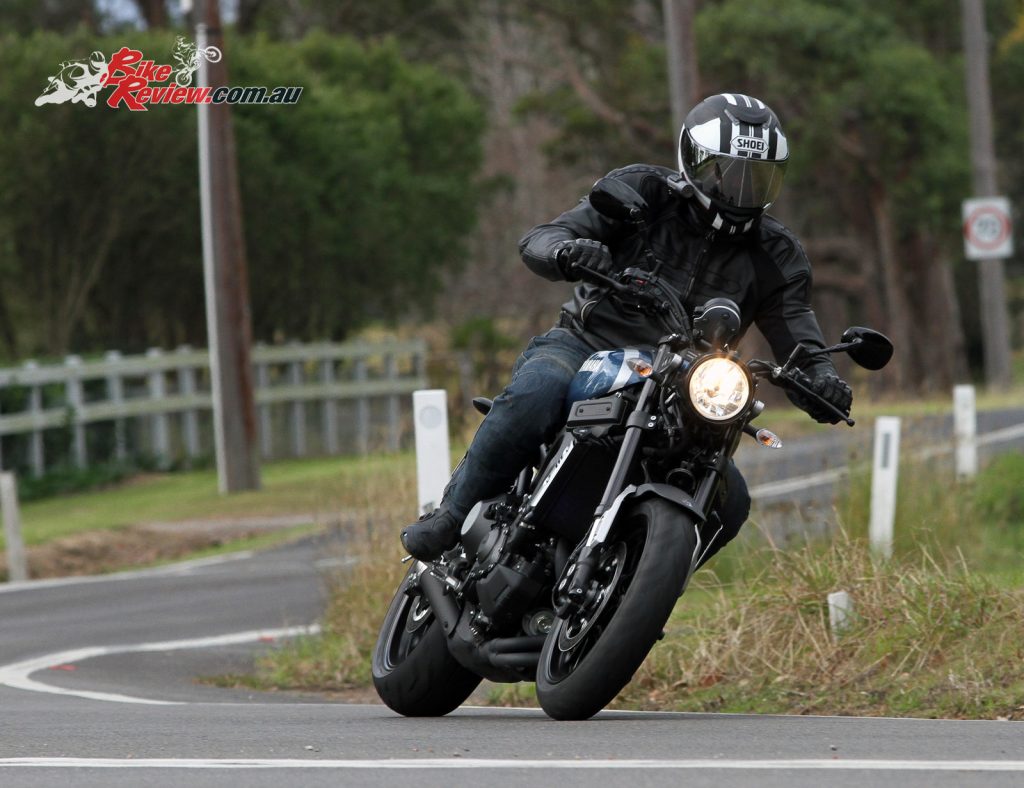 2016 Yamaha XSR900 Bike Review Actions (15) copy