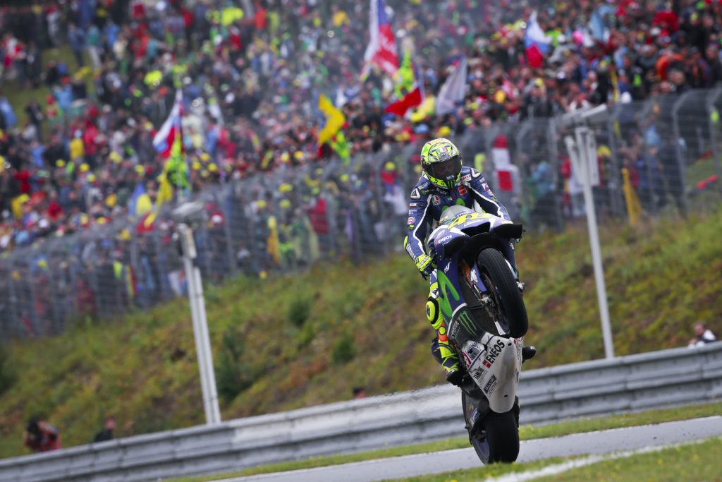 Crutchlow charges to make history 2