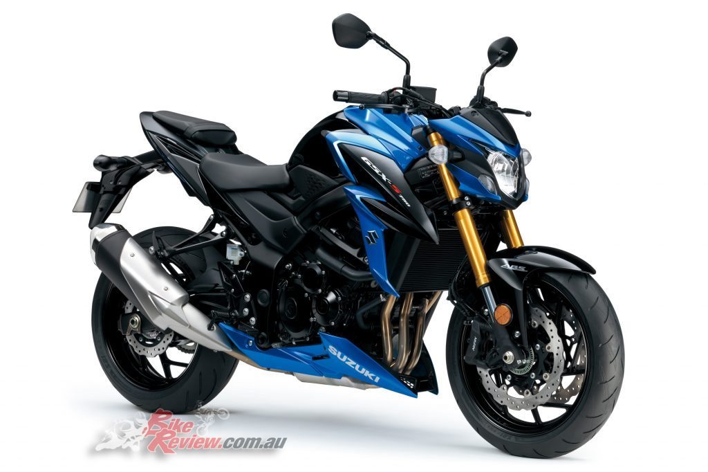 2017-Suzuki-GSX-S750AL7_KEL_Diagonal