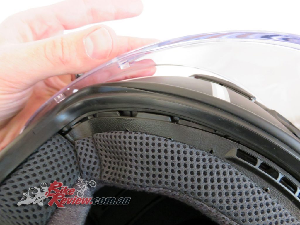 Shoei NXR helmet, Center Pad fitment (front)
