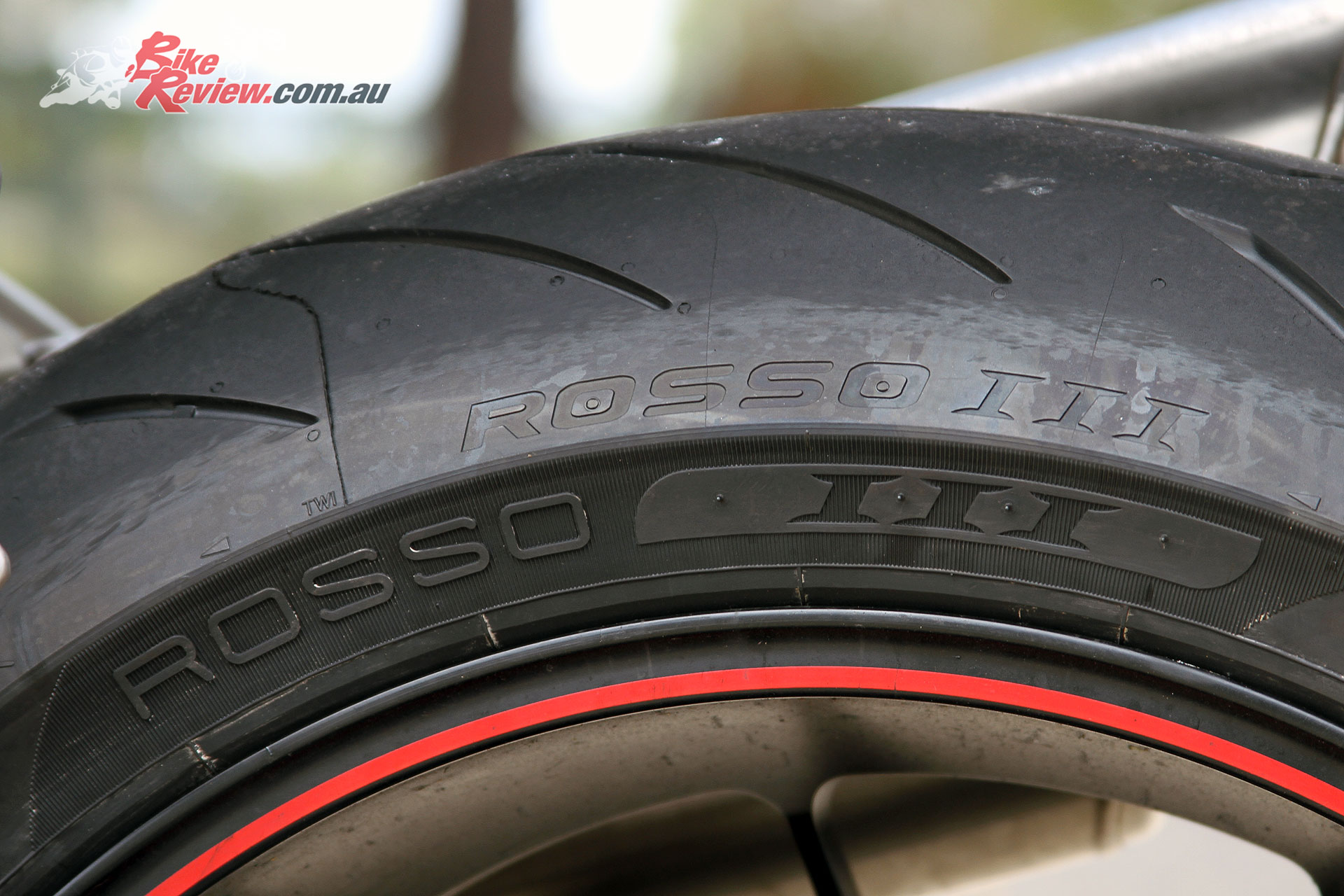 Tyre Test: Pirelli Diablo Rosso first - Review