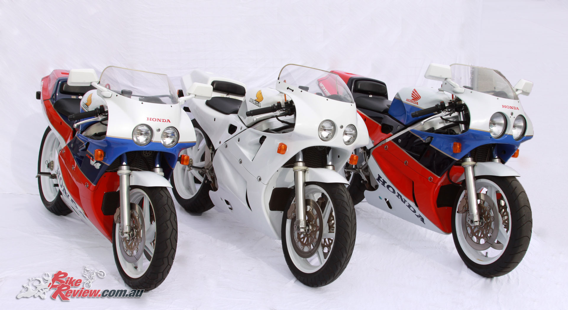 These VFR750R RC30s are part of a private collection, check out motogallur.com to see more of the motorcycles in the collection