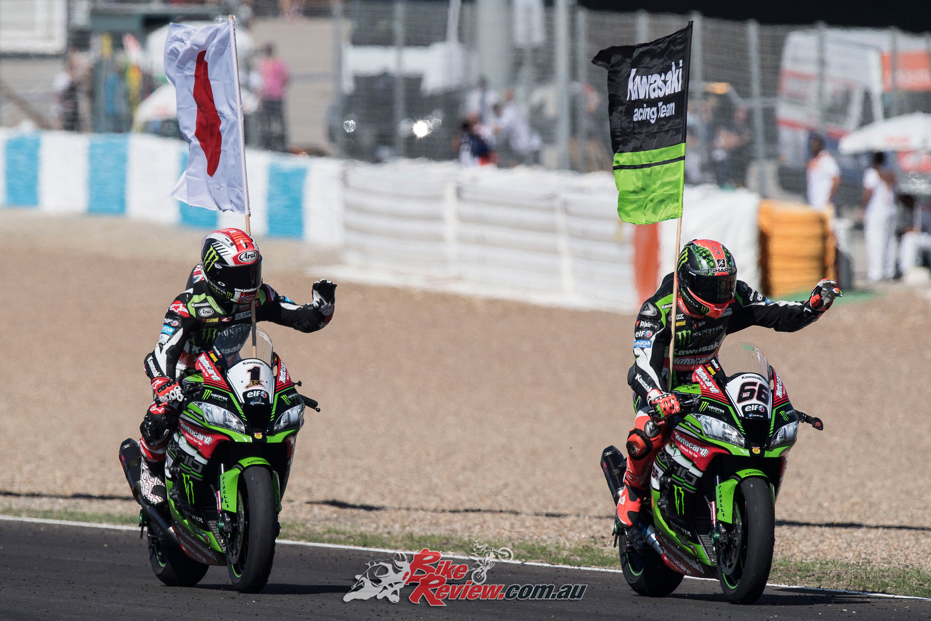 Jonathan Rea and Tom Sykes - Image by GeeBee Images