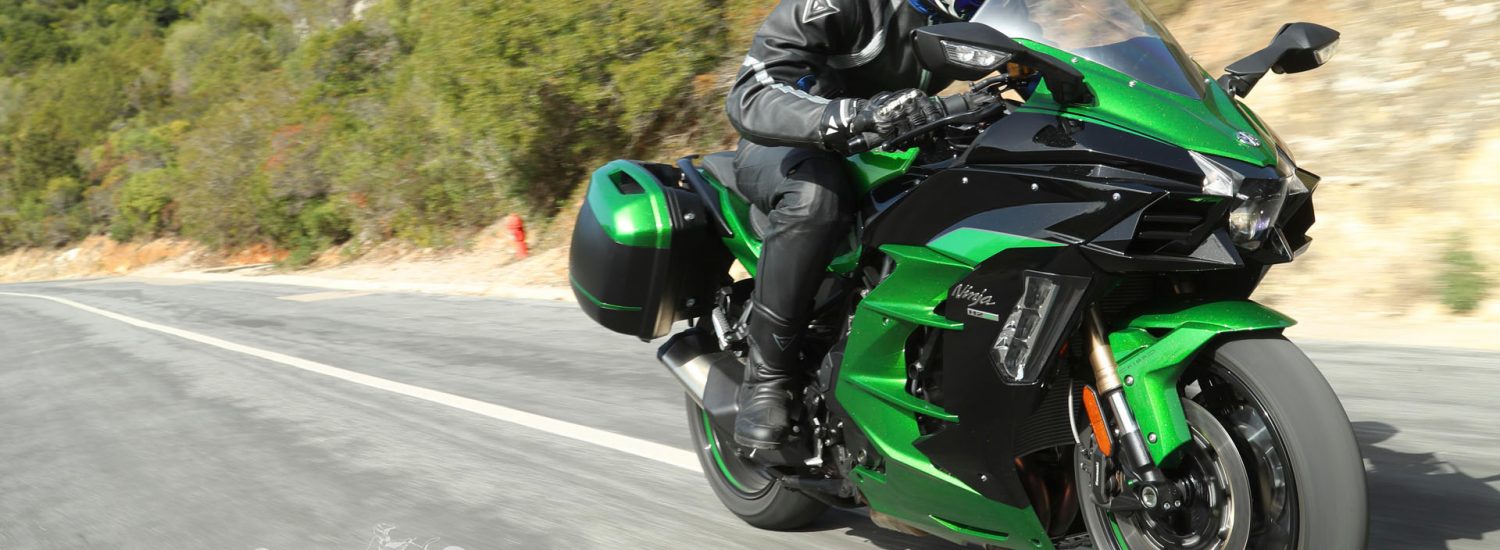 2018 Kawasaki H2 SX SE World Launch BikeReview (49)