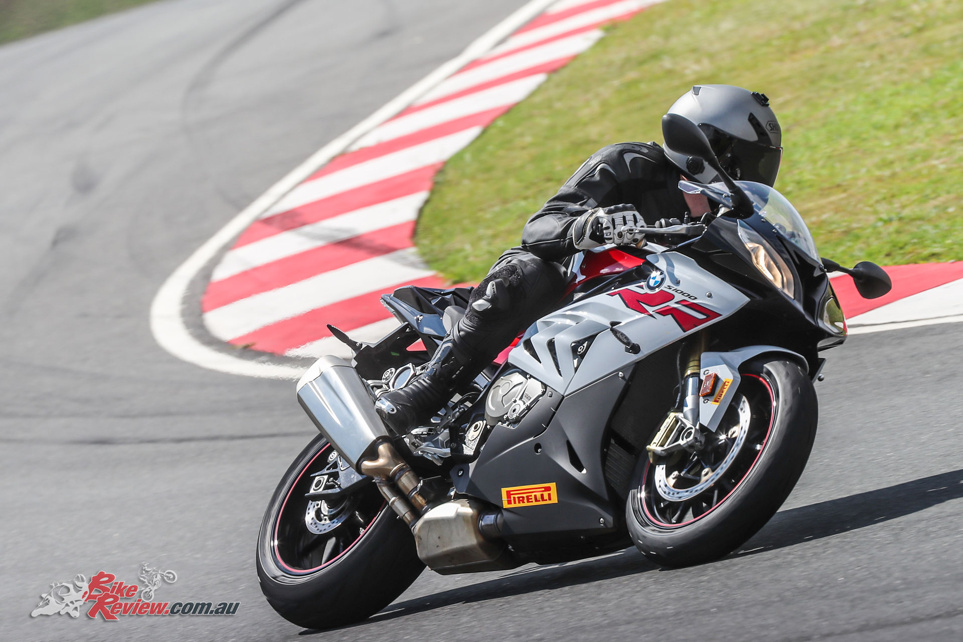 The Pirelli Diablo Rosso Corsa II's are just exceptional on the track, especially if you're more used to road orientated tyres, with amazing grip, feel and confidence at full lean