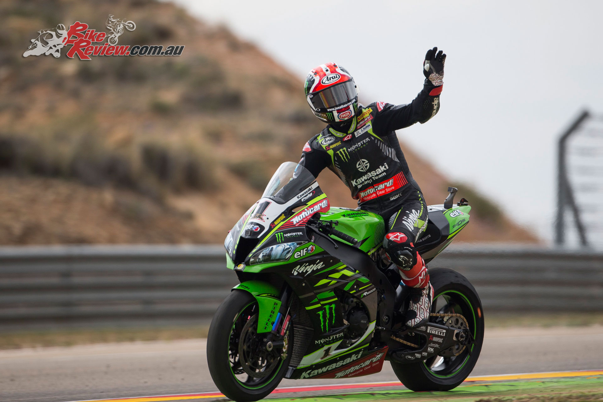 Rea takes the WSBK Race 1 win at Aragon - Image by Geebee Images