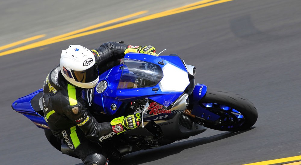 Testing the 2015 YZF-R1 at the launch in 2015.