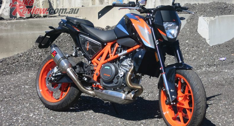 2016 KTM 690R Duke