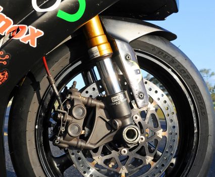 Mike Jones's 2015 ASBK ZX-10R, with Ohlins NIX30 forks, modified internals by XXX Rated Race Suspension