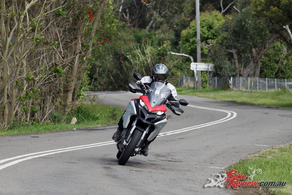 2016-Ducati-Multistrada-1200-Enduro-11