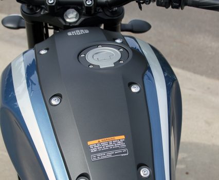 2016 Yamaha XSR900, 14L fuel tank