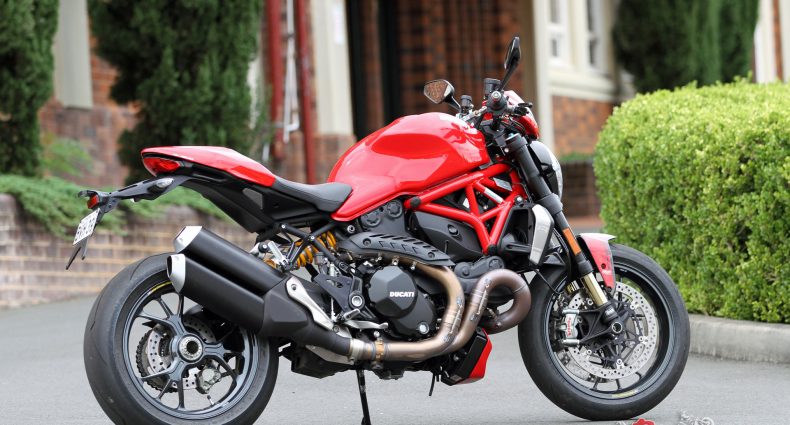 2016 Ducati Monster R