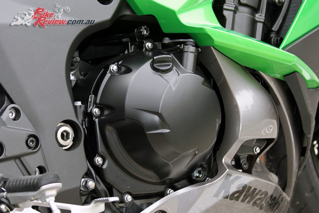 2017 Kawasaki Ninja 1000 - The four-cylinder donk offers linear power and great torque with predictable fueling