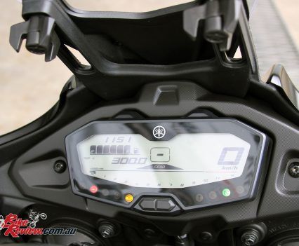 The simple dash is easy to read at a glance and includes a gear indicator on the MT-07 Tracer.