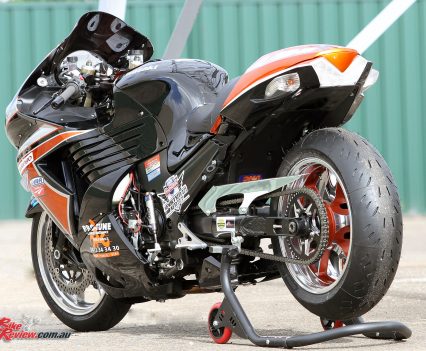 Custom Pro-Tune nine-second Kawasaki ZX-14 - An 8in extended swingarm offers better stability and power delivery to the ground