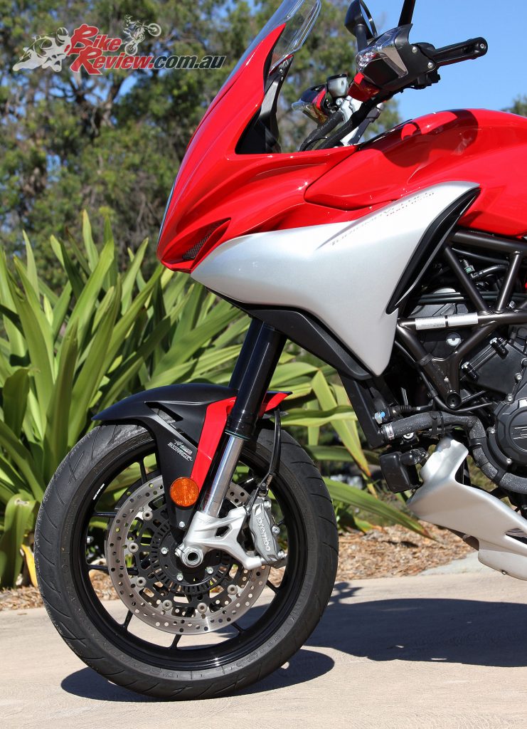 2017MVAgustaTurismoVeloceLussoBikeReview41 Bike Review