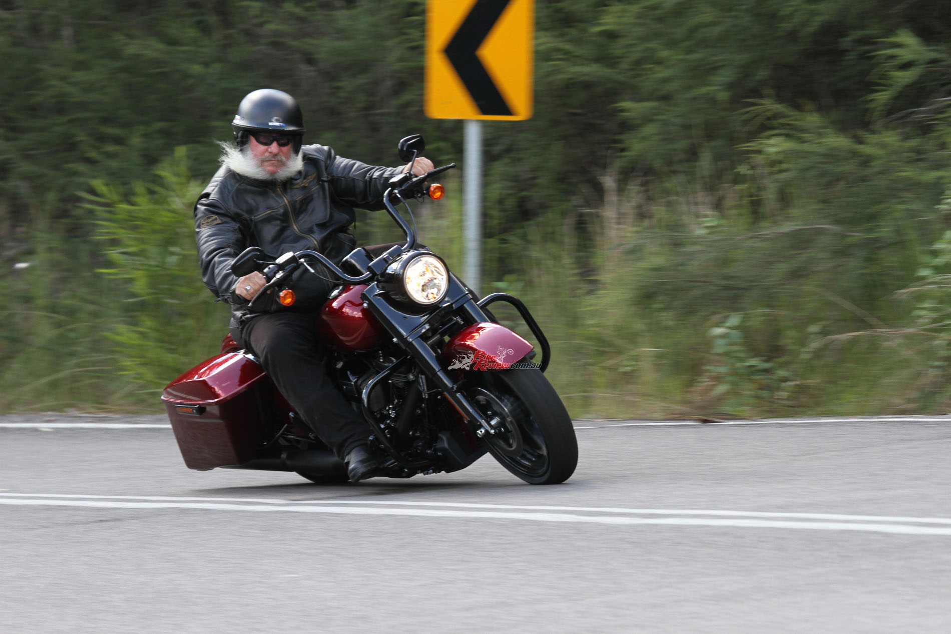 Video Review: 2017 Harley-Davidson Road King Special ... - 1900 x 1267 jpeg 280kB