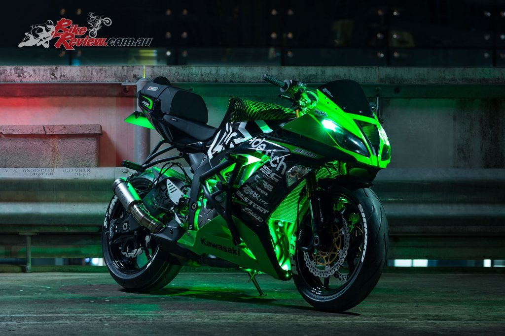 本物 JB-Stunts-Kawasaki-Ninja-ZX-6R-636-freestyle-5 Review Bike - ウェア
