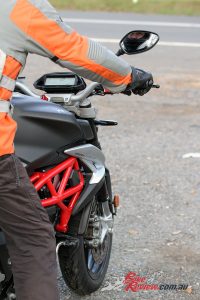 Wide handlebars can present a small challenge when filtering, but it's something you easily get used to, with good mirror vision and comfortable ergonomics