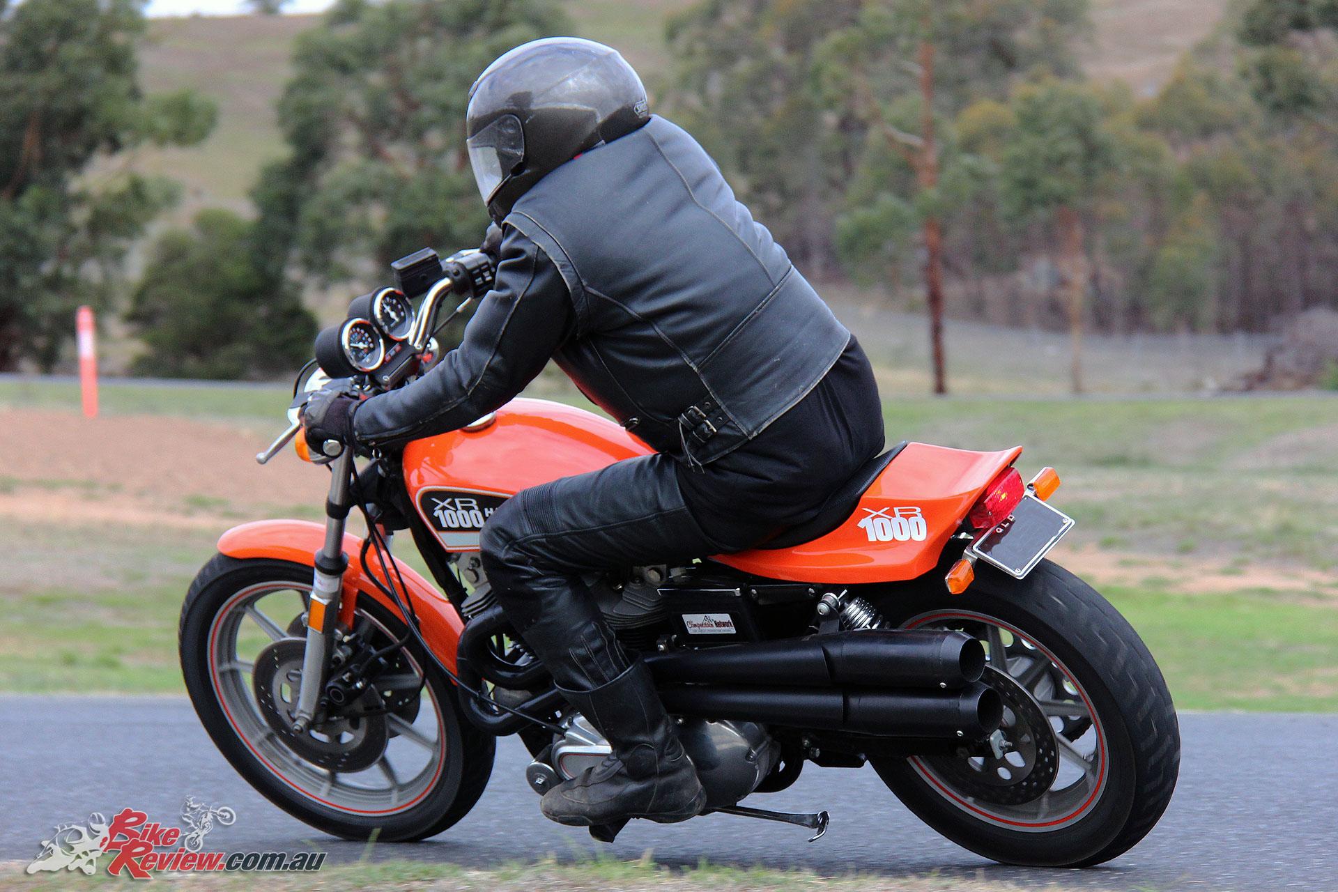 Custom Harley  XR  1000 XR  750 Flat Tracker Bike Review
