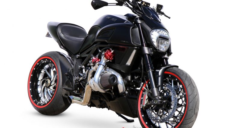 Custom S&R Pro Turbo Ducati Diavel