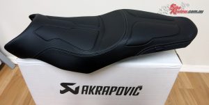 Other new additions include a Yamaha Comfort Seat, as well as Billet (Gilles) Brake and Clutch levers, a Billet Oil Filler Cap by the same brand, and of course the Yamaha Sub Cowls.