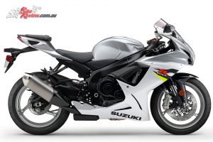2018 Suzuki GSX-R600 - Metallic Mystic Silver/Pearl Glacier White
