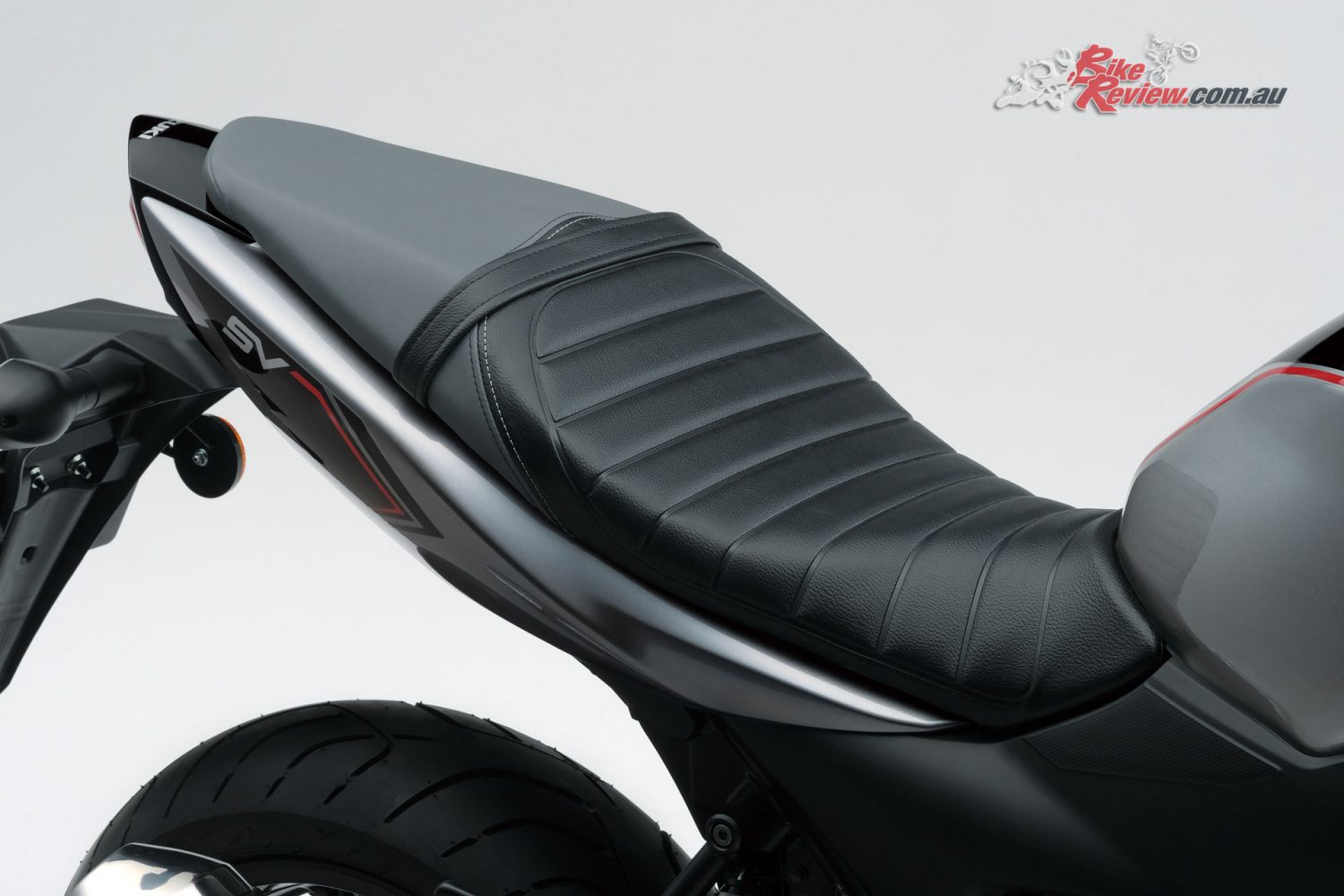 Suzuki unveil 2018 SV650X Cafe Racer at EICMA - Bike Review