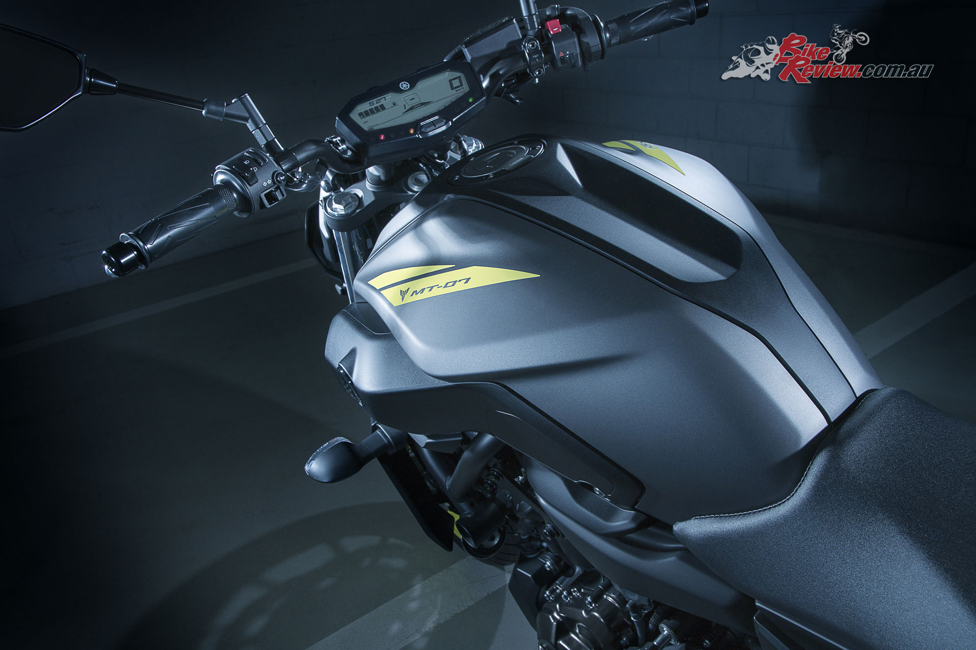 2018-Yamaha-MT-07-Bike-Review-55838.jpg