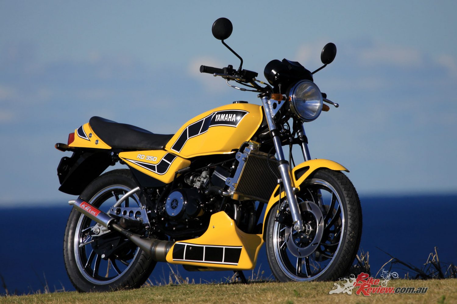 The end result is a breathtaking offering in the Kenny Roberts colours.