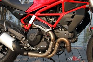 The 659 is noticeably restricted for those used to a high performance superbike, but will provide plentiful thrills for new riders and has the torque that speaks louder than pure hp on a road bike